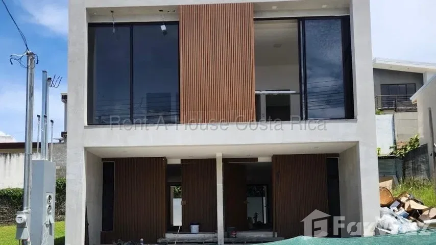 2 Bedroom Apartment for Rent at Apartment For Sale in Ulloa for $1,300/mo