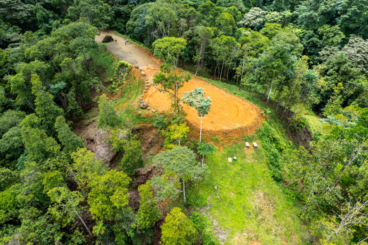 Pristine Jungle Ocean View Farm with Rivers