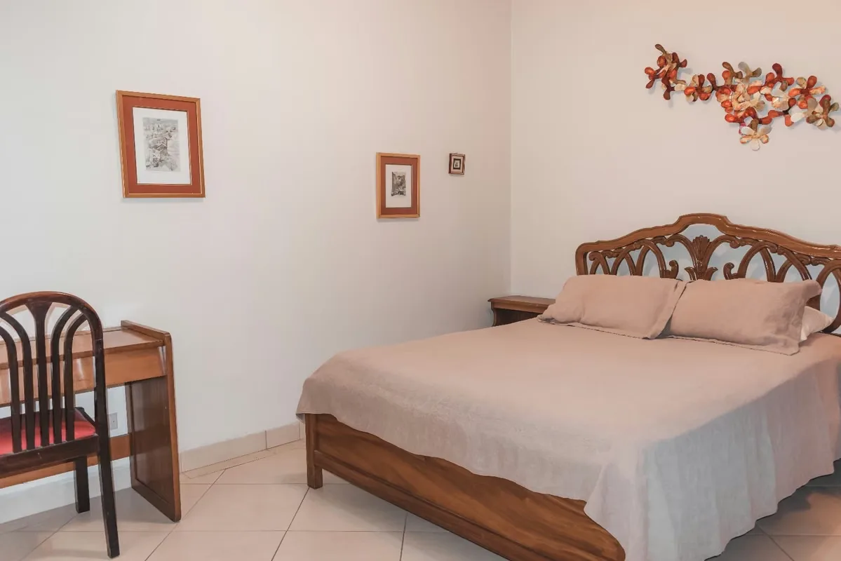 Fully furnished and equipped 5 bedroom, 3 bathroom home for family in Los Yoses neighborhood. Washer and ..., photo 4