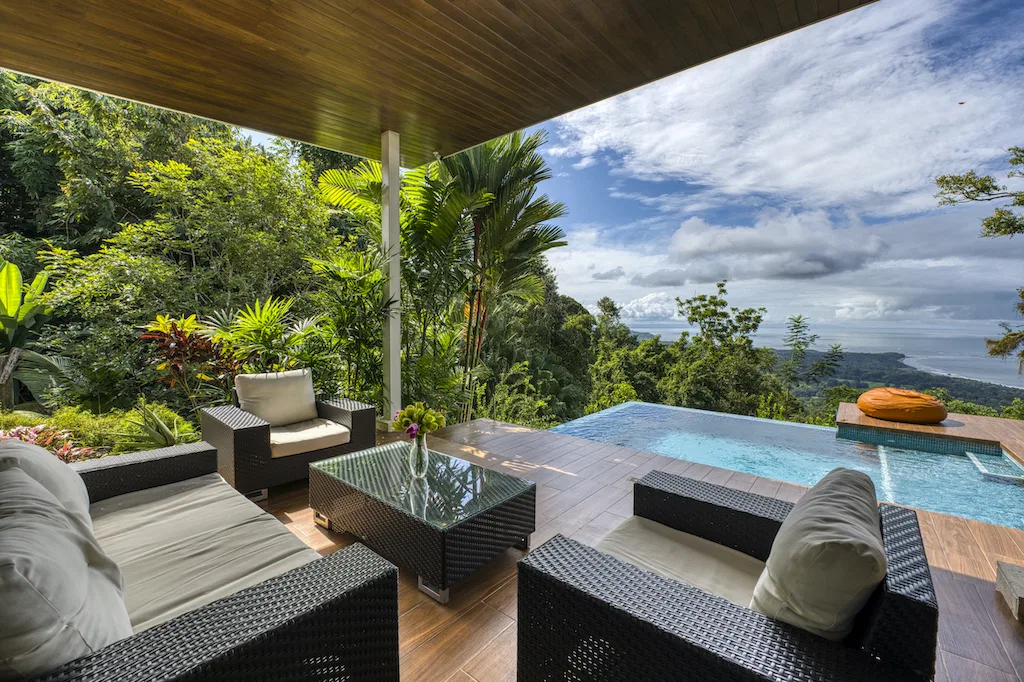 4 BEDROOM VILLA WITH VIEWS TO THE WHALE TAIL, photo 10