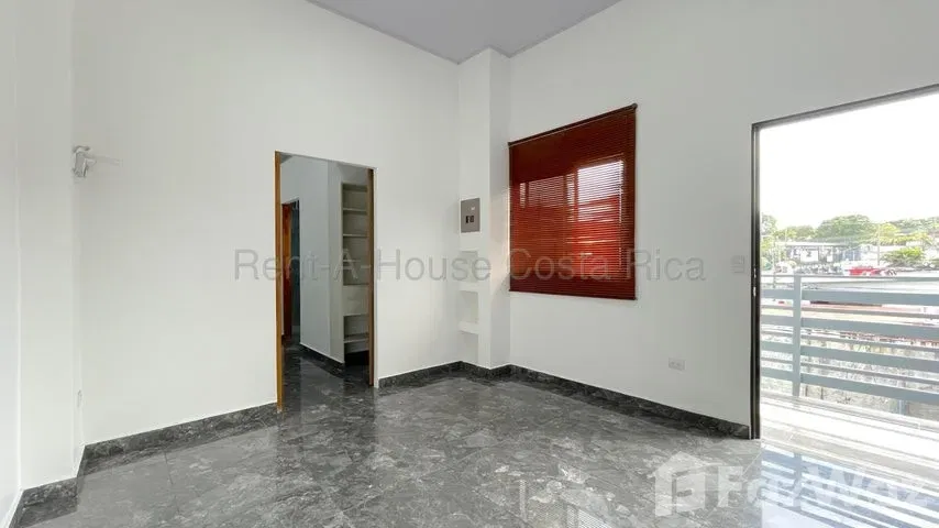 1 Bedroom Apartment for Rent at San Joaquin de Flores Heredia for $630/mo, photo 3