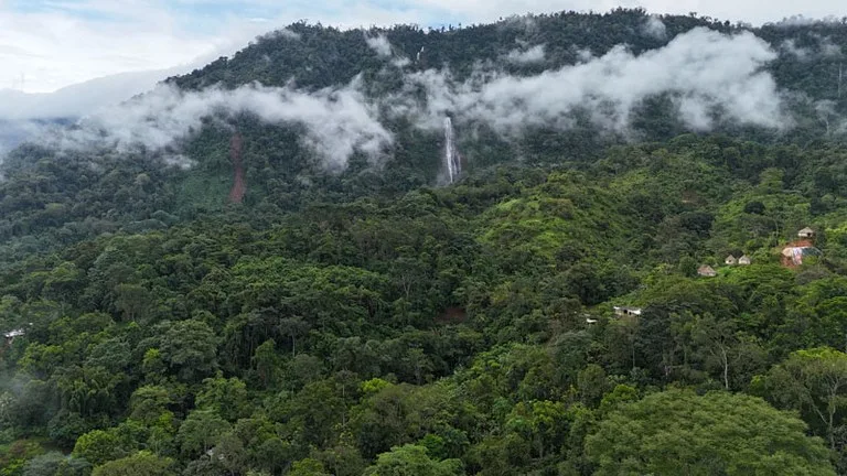 Private Estate with Breathtaking Diamante Waterfall, photo 8