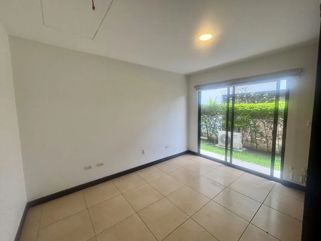Hermosa casa de una planta, con agradables espacios, en Condominio Ubicado en Hacienda Los Reyes., photo 11