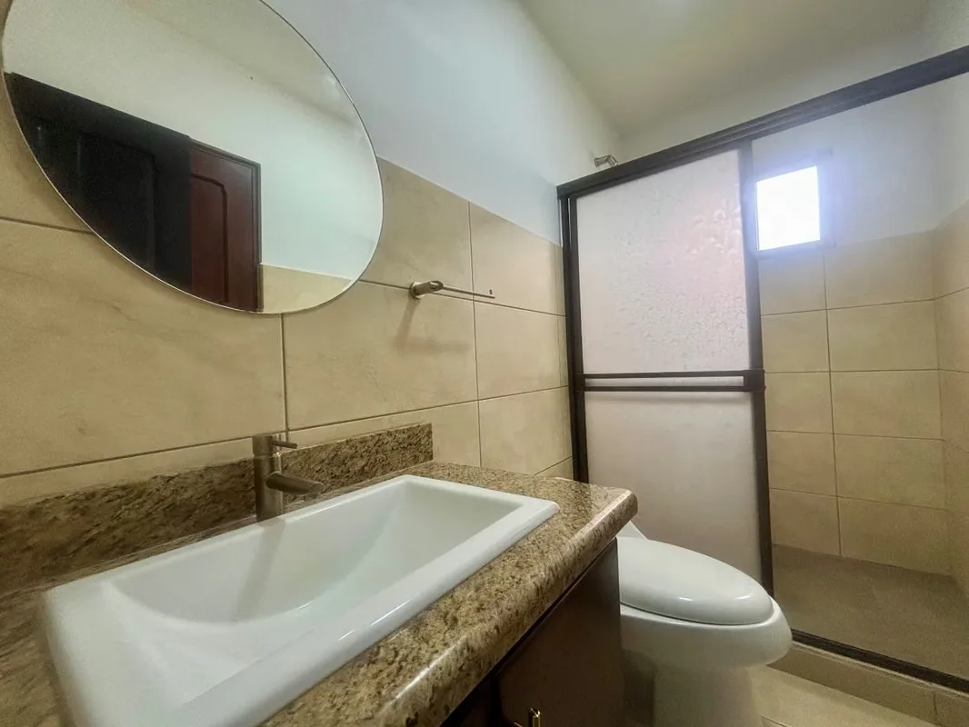 Hermosa casa de una planta, con agradables espacios, en Condominio Ubicado en Hacienda Los Reyes., photo 8