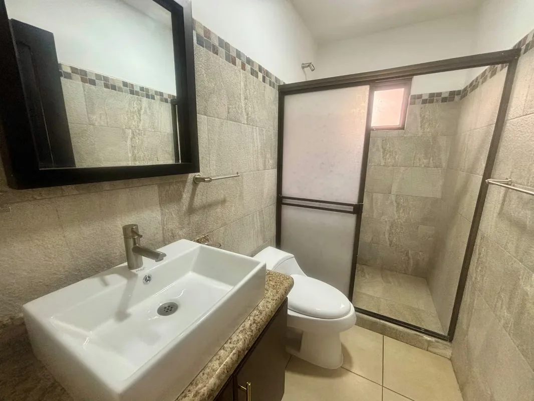 Hermosa casa de una planta, con agradables espacios, en Condominio Ubicado en Hacienda Los Reyes., photo 10