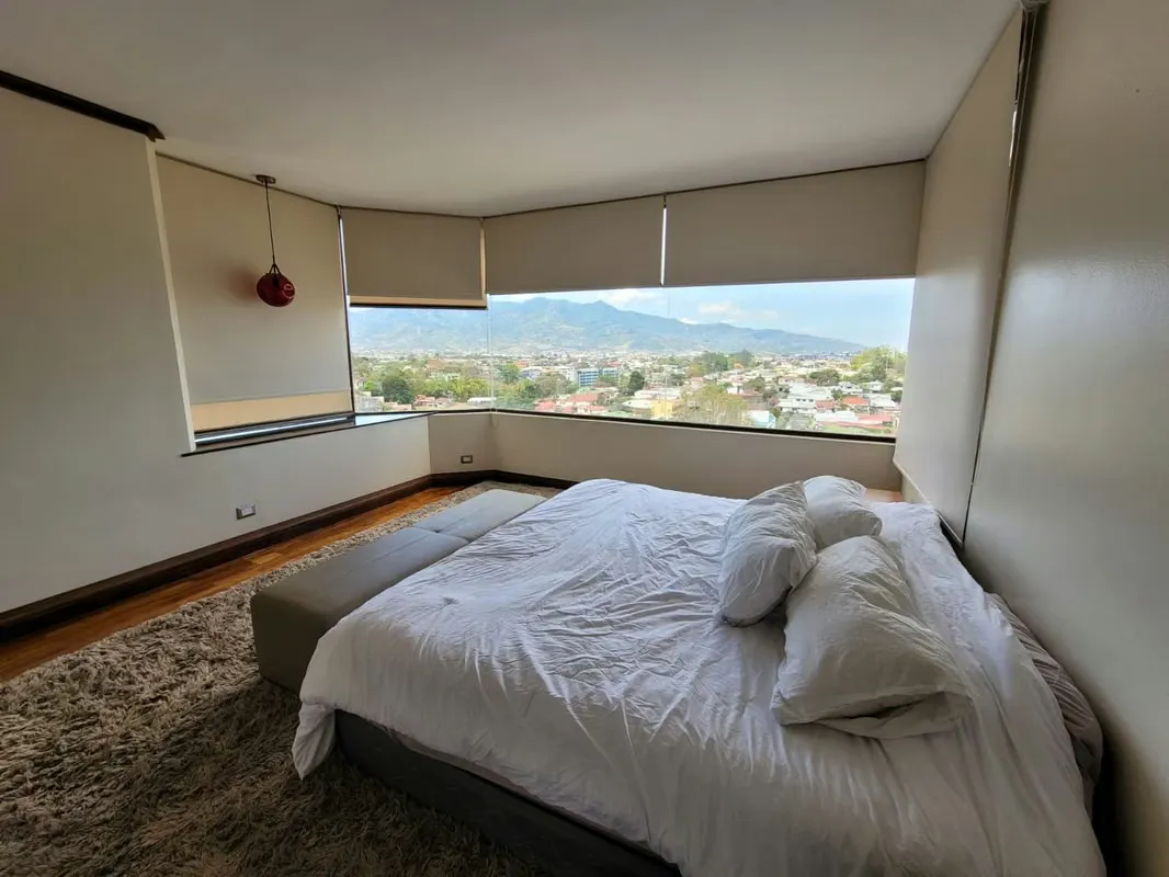 En venta penthouse en Los Yoses, San Pedro, ubicado en zona céntrica, cerca de todas las facilidades comerciales de la zona, paradas de buses. El condominio cuenta con seguridad 24/7, ..., photo 7