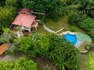 Casa Papaya | Casa tropical cerca del Oceano en Playa Coyote