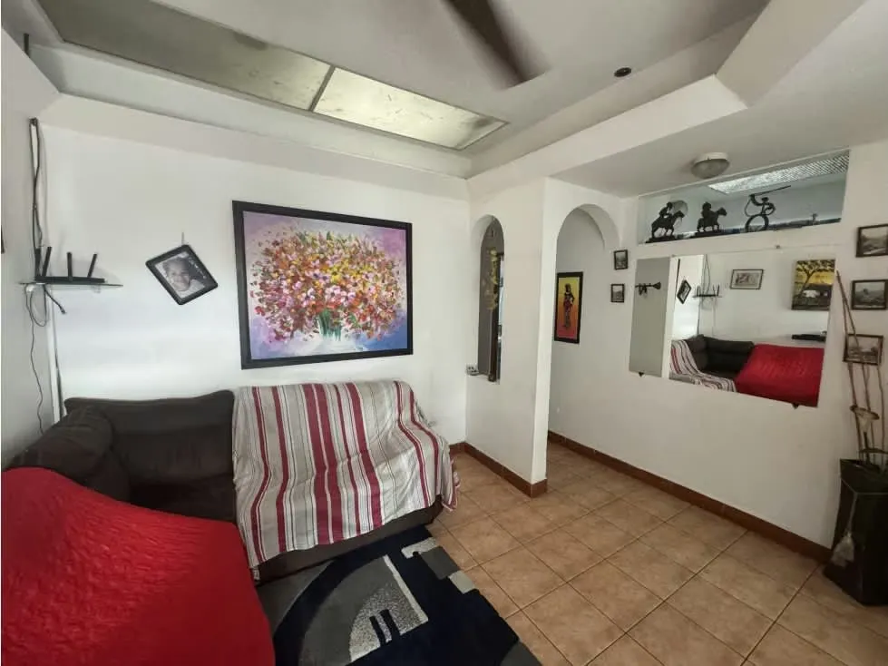 An excellent option for living in a quiet environment with 24/7 security, featuring a well-laid-out floor plan and a pleasant front terrace. Sale price: 50,000,000., photo 2