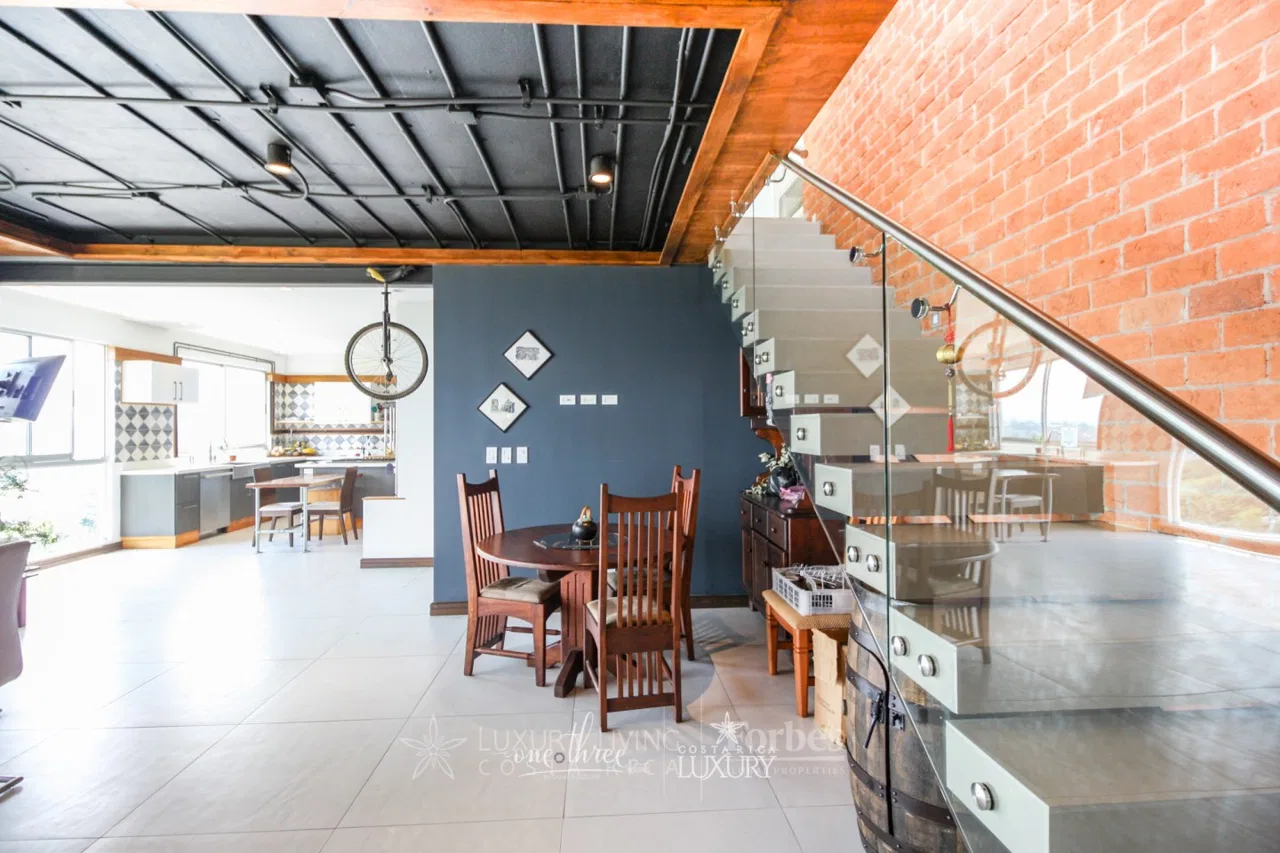 Dharma Penthouse Escazú: Furnished, Views & Roof Terrace (19580N), photo 2