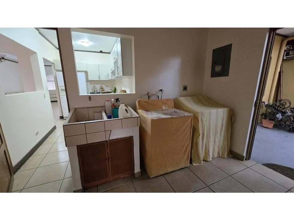 Se VENDE encantadora casa en residencial con acceso controlado, diseño clasica moderna de una sola planta, ofrece ..., photo 10