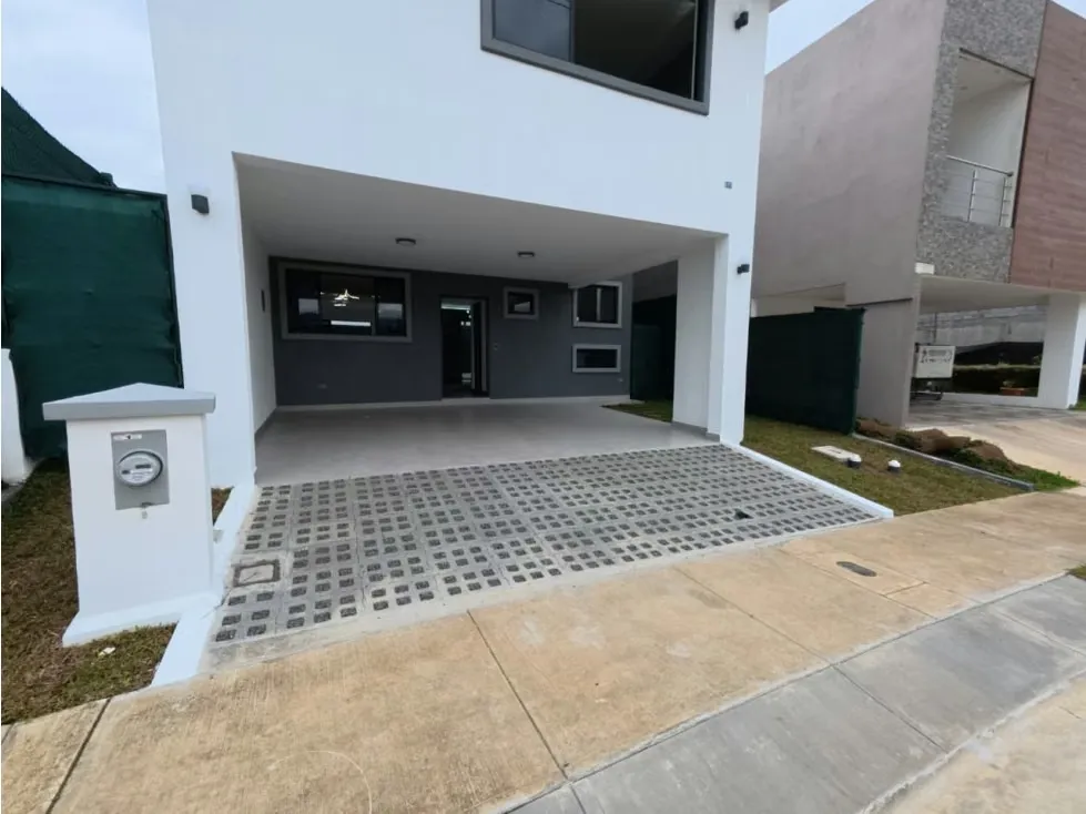 Se vende casa nueva de lujo en Condominio Teruma, Moravia, con modernos acabados, excelente distribución y espacios ideales para disfrutar en familia., photo 10