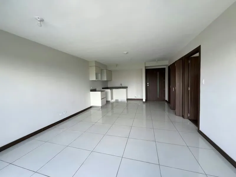 Discover this modern 1-bedroom, 1-bathroom apartment situated in the heart of the capital. This ..., photo 5