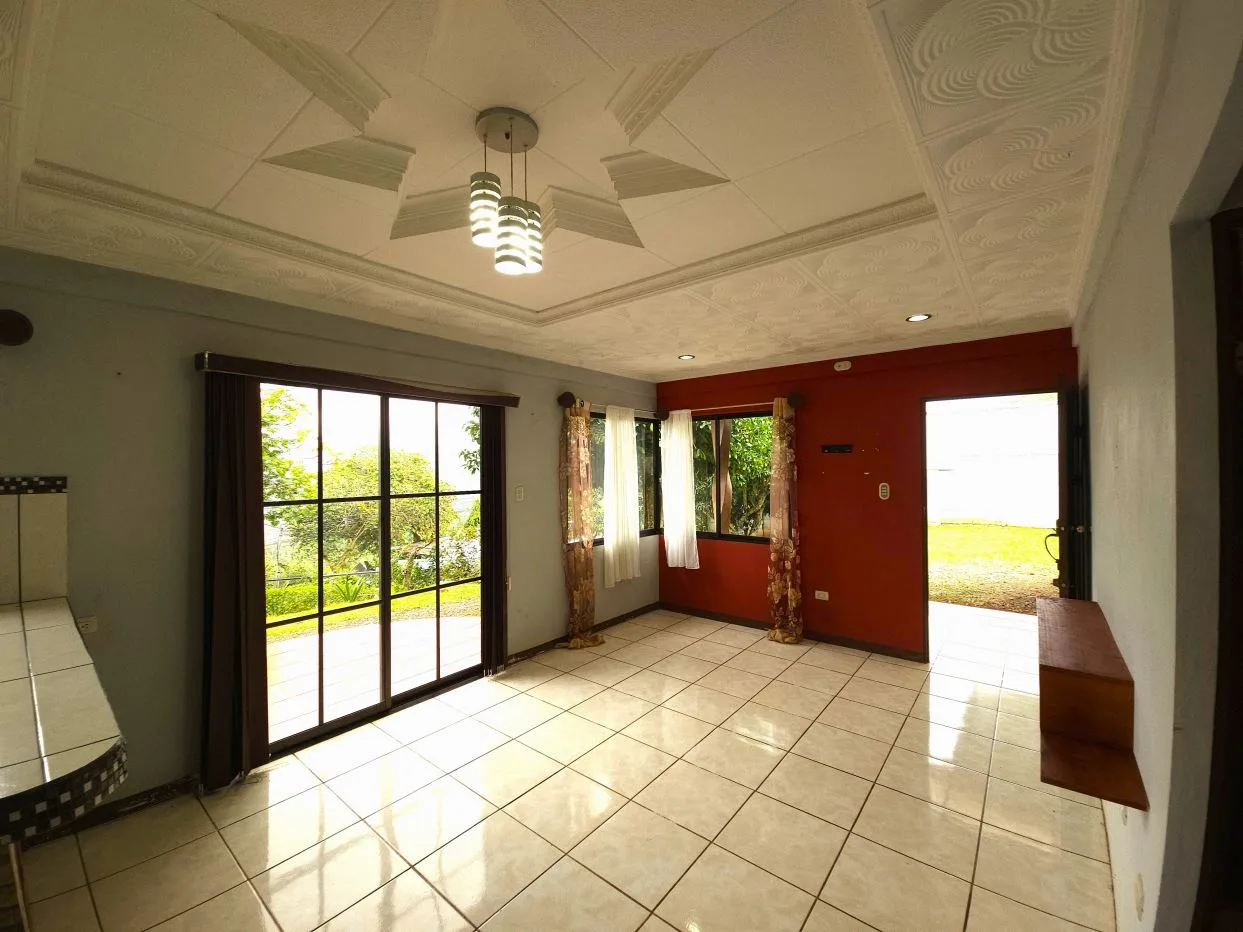 Small House For Sale In the Charming Villa Nueva, Perez Zeledon, photo 9