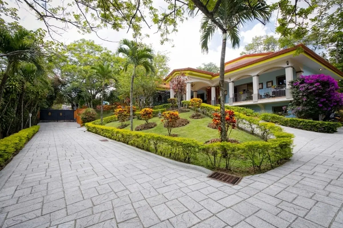 House for Sale in Ciudad Colón, Costa Rica (2,119 m²), photo 4