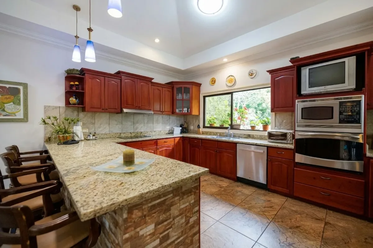 House for Sale in Ciudad Colón, Costa Rica (2,119 m²), photo 9