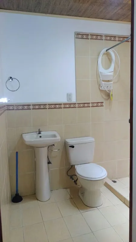 House for rent, 2nd floor, recently remodeled, photo 11