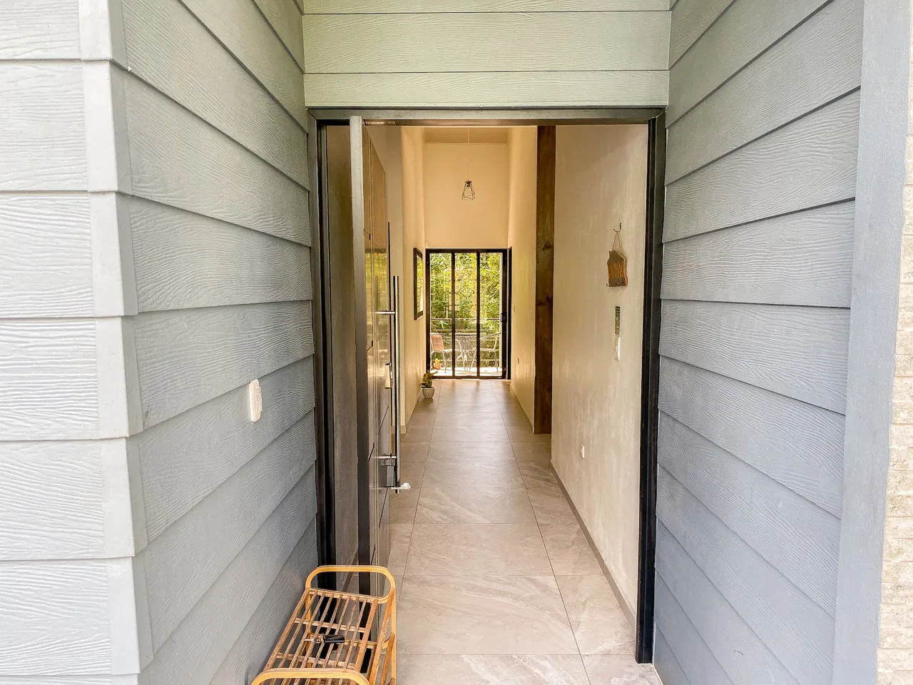 PROPERTY WITH FOUR BEDROOMS NEAR TO THE EVERYTHING, IN UVITA – 0.13 ACRES, photo 11
