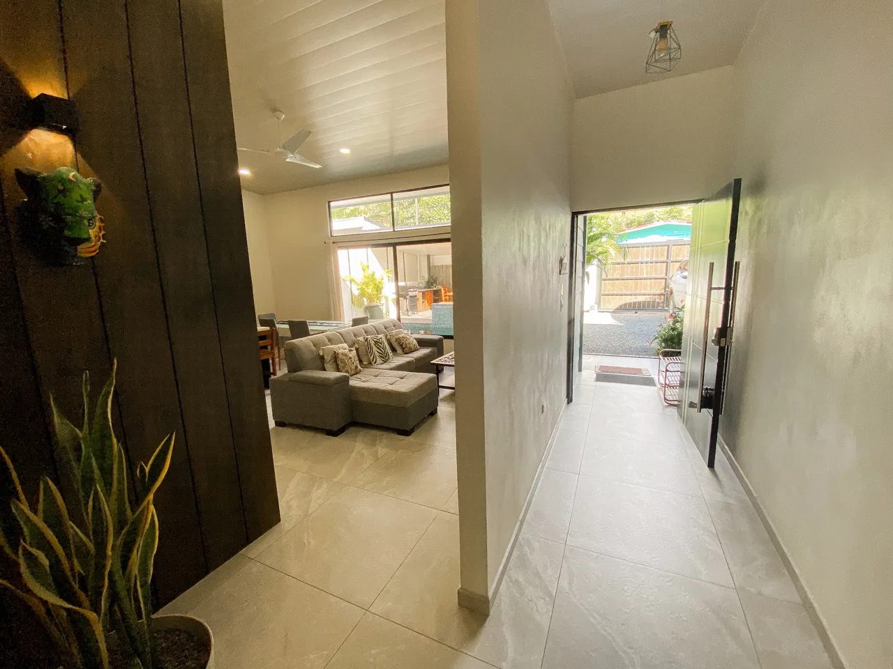 PROPERTY WITH FOUR BEDROOMS NEAR TO THE EVERYTHING, IN UVITA – 0.13 ACRES, photo 15