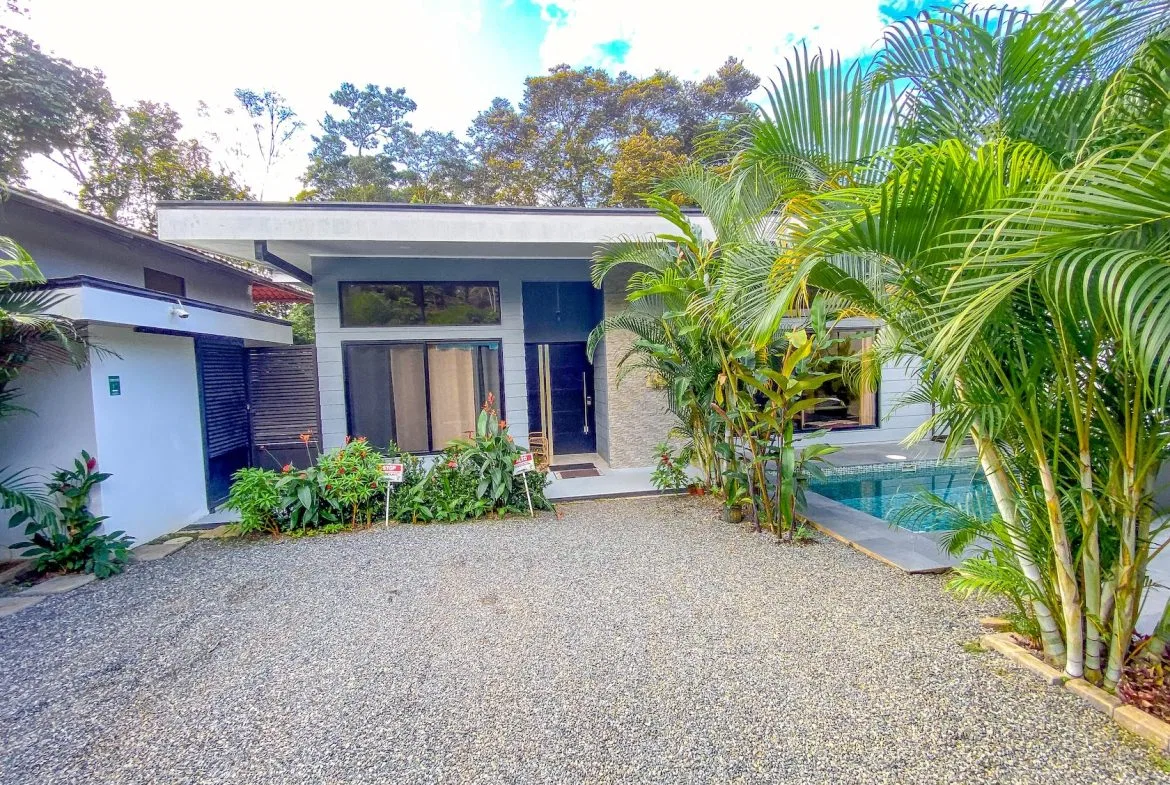 PROPERTY WITH FOUR BEDROOMS NEAR TO THE EVERYTHING, IN UVITA – 0.13 ACRES, photo 6