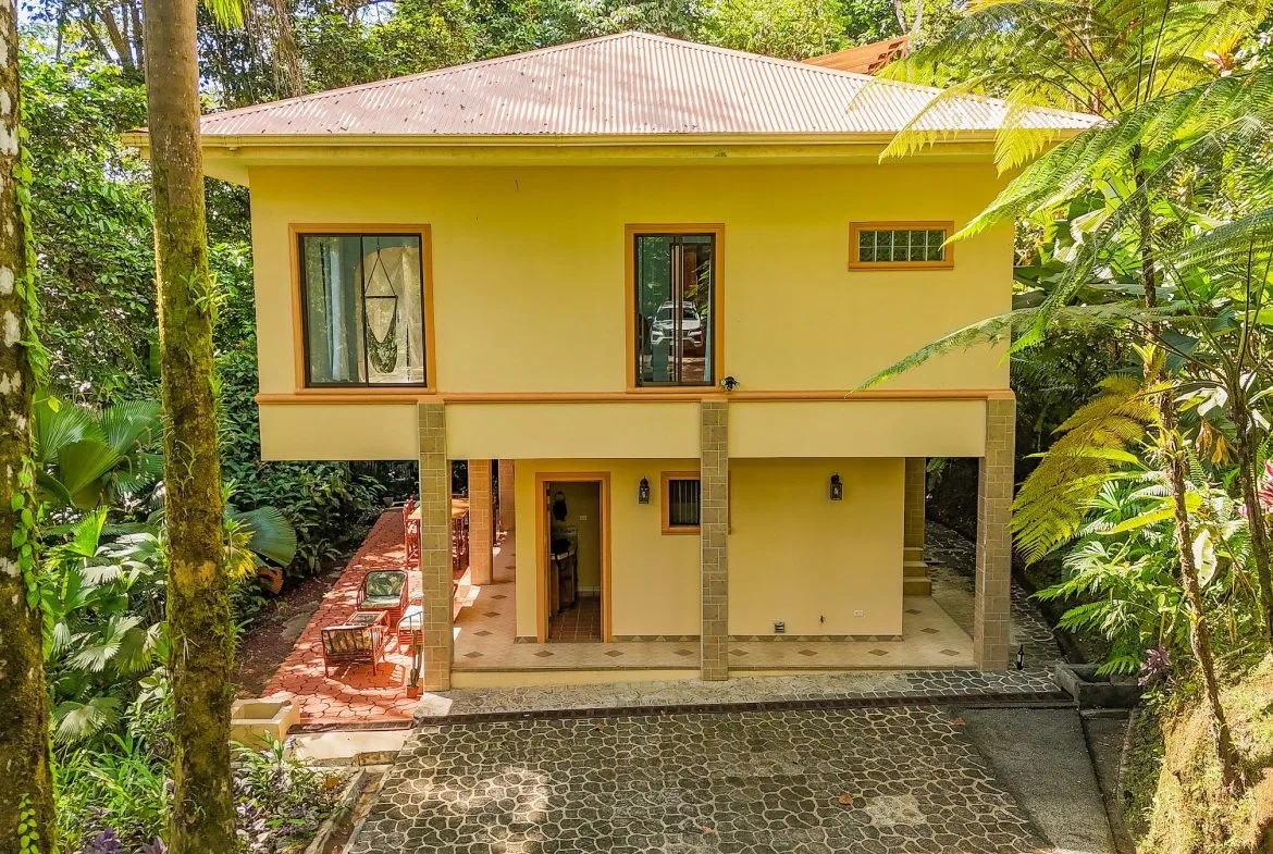 PROPERTY WITH TWO FLOOR AND THREE BEDROOM WITH JUNGLE VIEWS, IN OJOCHAL – 3.5 ACRES, photo 2