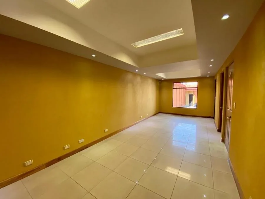 Alquiler de Oficina en Guadalupe, San José. - Alquiler / Renta en Goicoechea, photo 6