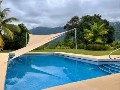 Tranquila casa de 2 dormitorios en un exuberante jardín, photo 2