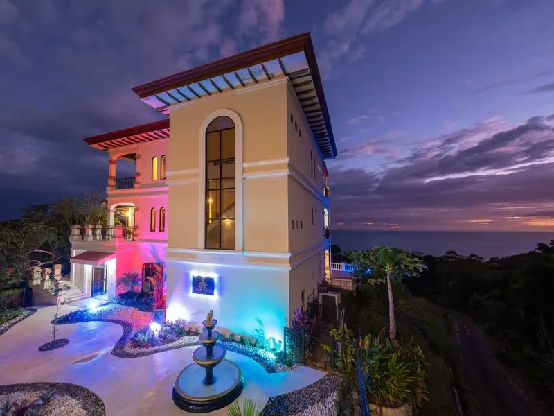 12 Bed Single Family Homes For Sale in Playa Hermosa, photo 12