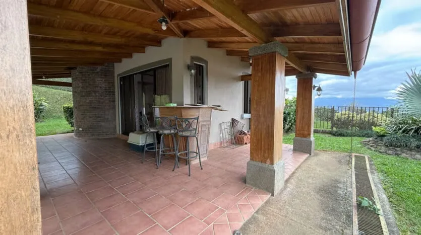 Beautiful House for Sale with Spectacular View in an Exclusive Gated Community, photo 2