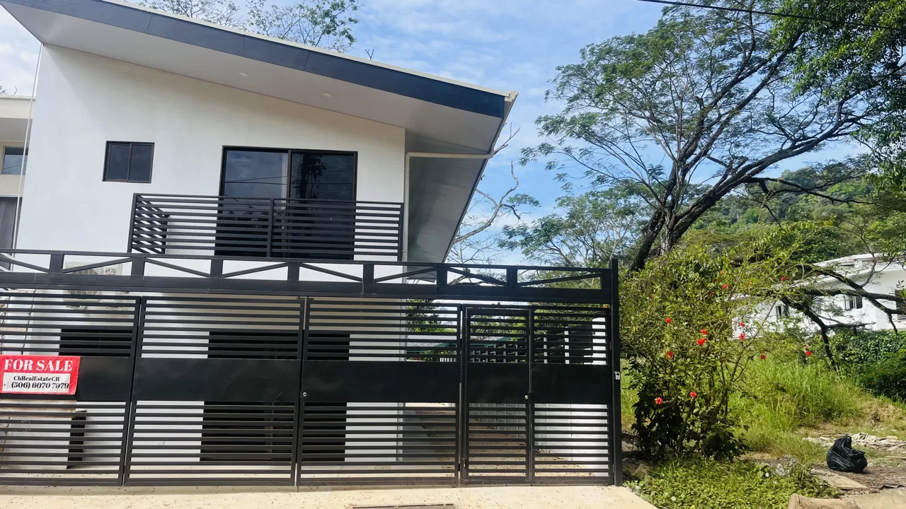 Turnkey Casa Mares Playa Hermosa