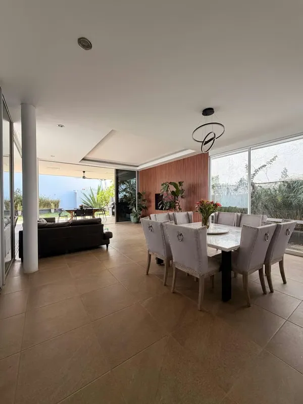 Bosques de Doña Rosa home for sale $685,000, photo 2