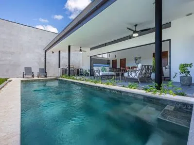 STYLISH 3 BED, 3 BATH BRAND NEW VILLA IN UVITA., photo 2