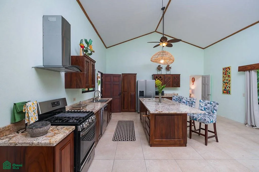 Colonial Luxury Home Tamarindo Guanacaste, photo 5