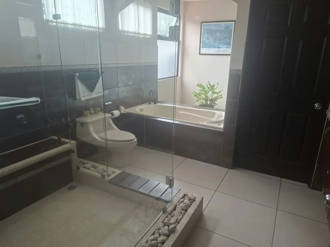 Se Vende linda casa Granadilla de Curridabat, en residencial cerrado, tranquilo, con seguridad 24/7., photo 14