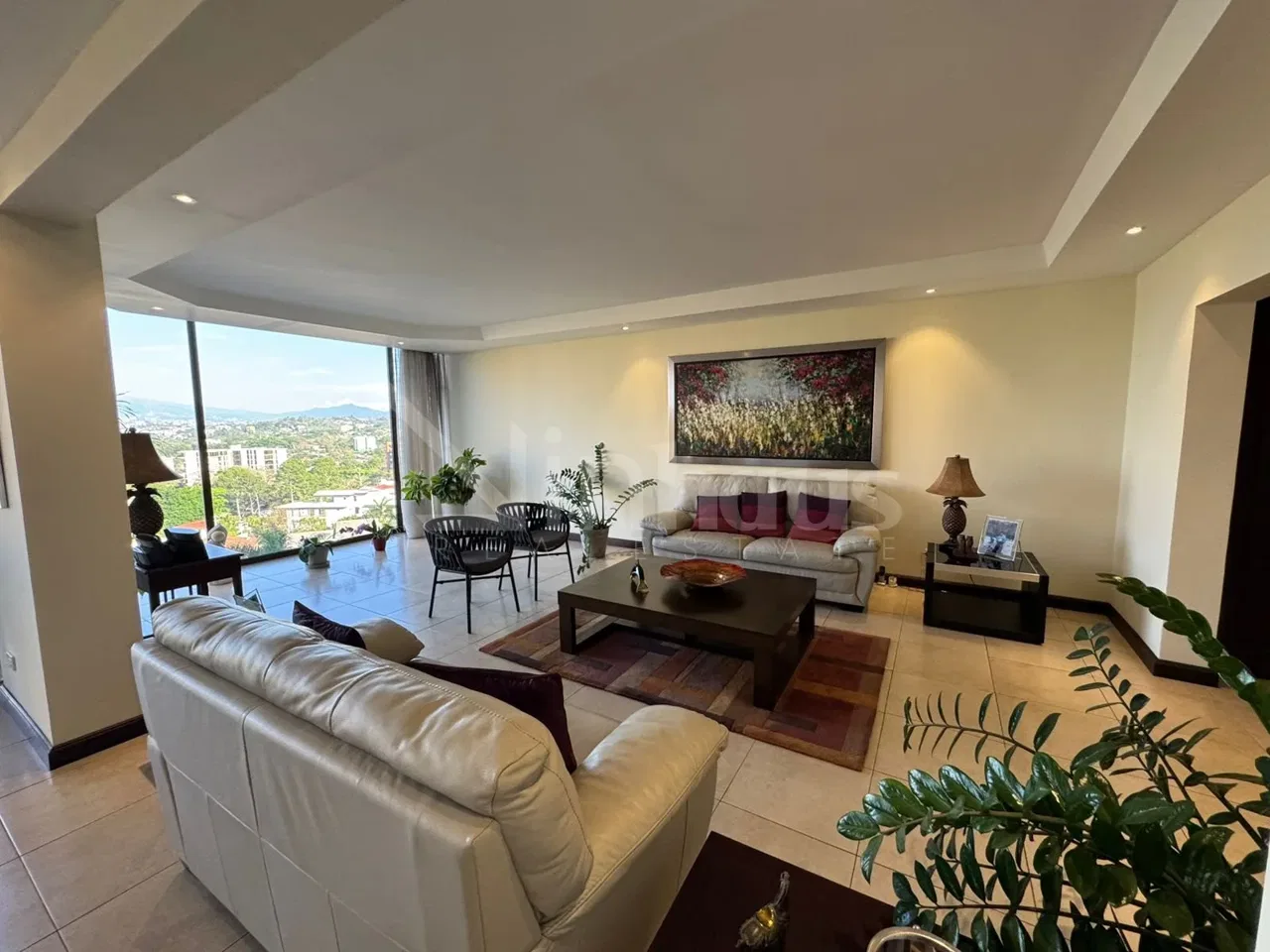 Venta de Exclusivo Apartamento en Torre en Escazú