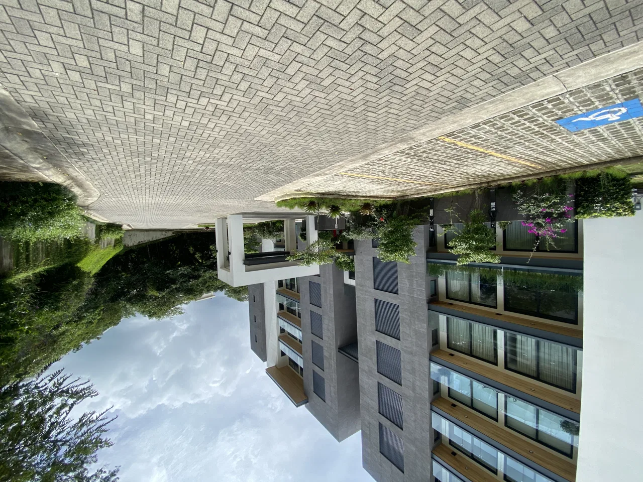VENTA DE APARTAMENTO EN ESCAZU CON ACABADOS DE LUJO