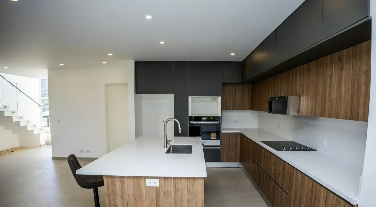 Viví rodeado de tranquilidad, diseño y naturaleza en esta hermosa casa nueva en Tierras del Este., photo 7
