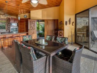 Casa de 3 dormitorios y 2,5 baños con vista al mar en la popular Escaleras, Dominical, photo 7