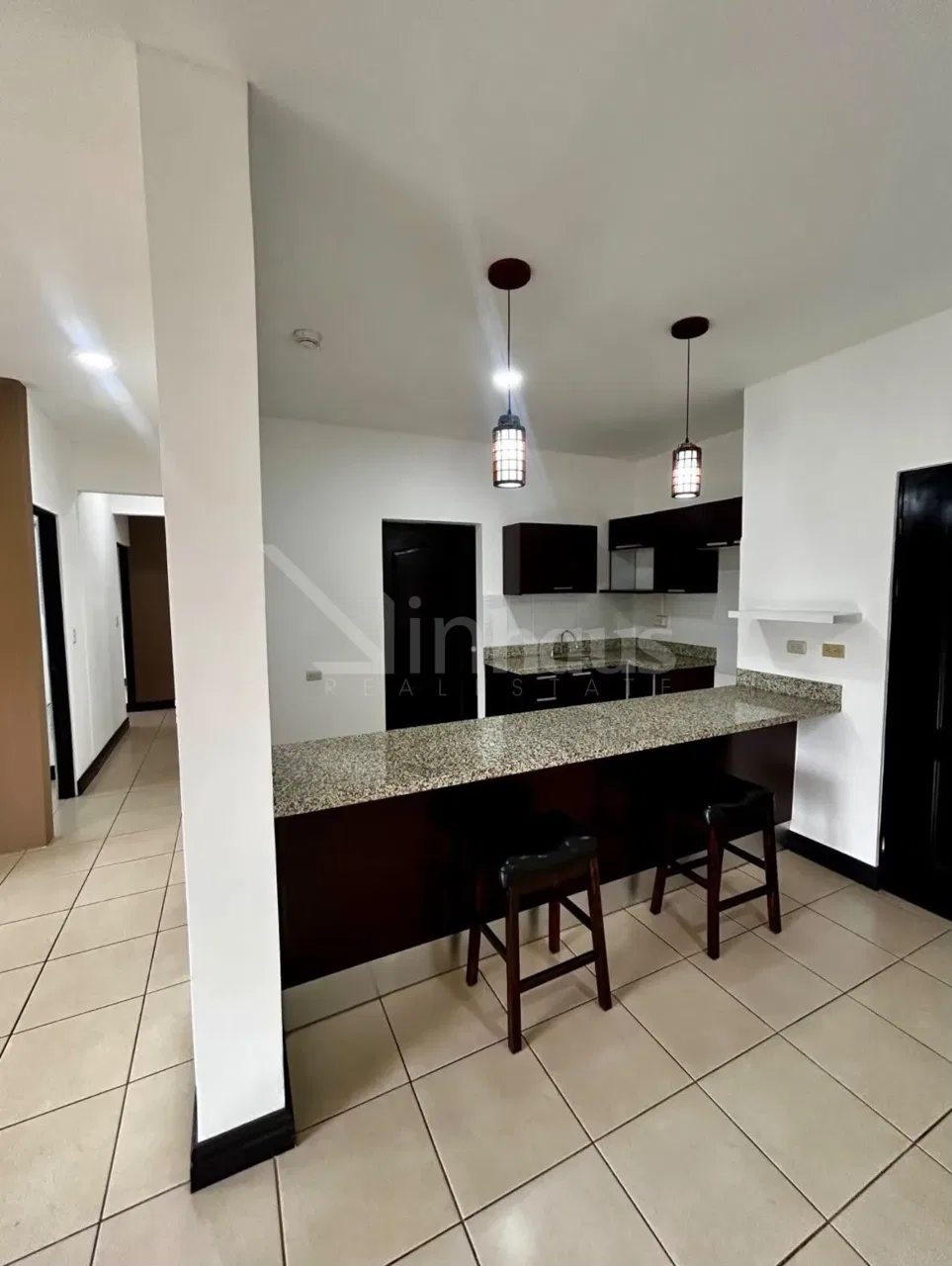 Venta de Apto Condominio Torres del Sol La Union, photo 6