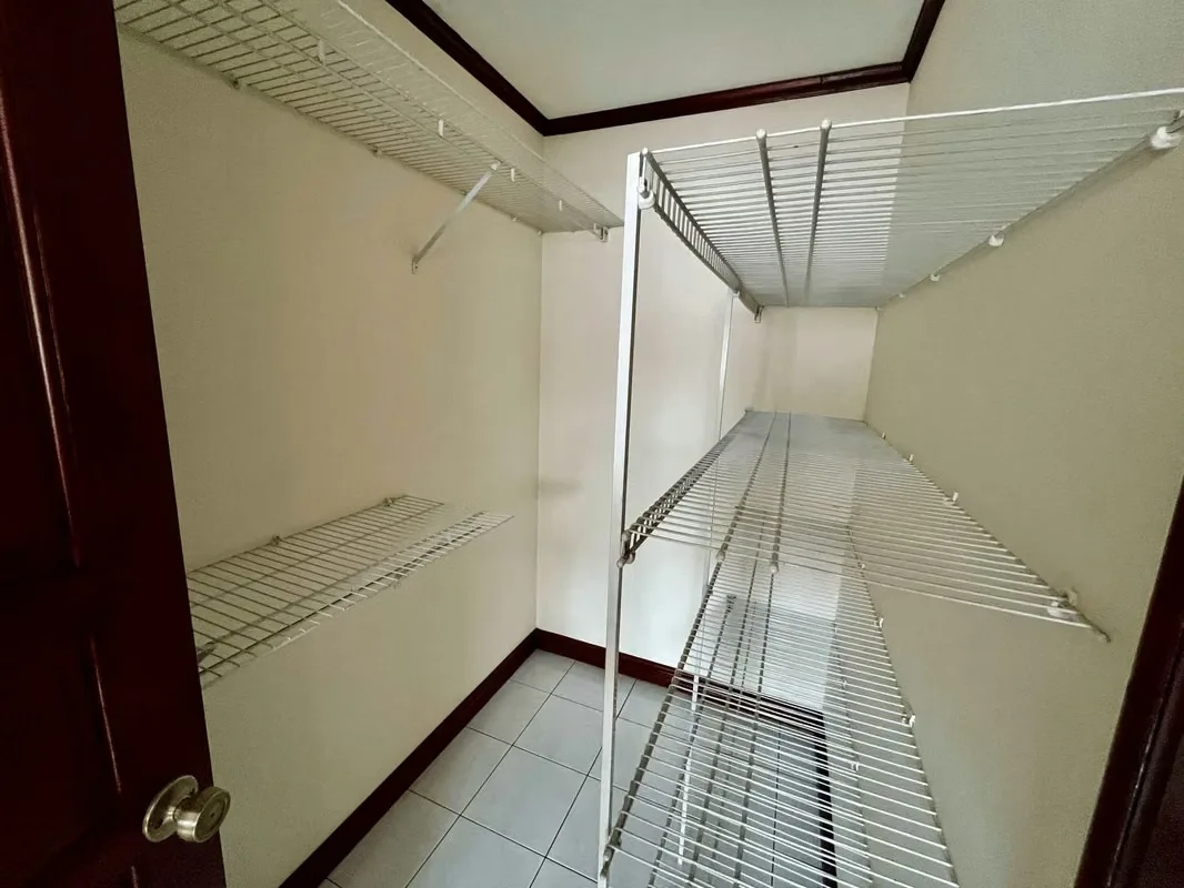 TOWN HOUSE IN CONDOMINIUM FOR RENT - URUCA - HOSPITAL DEL TRAUMA, photo 16