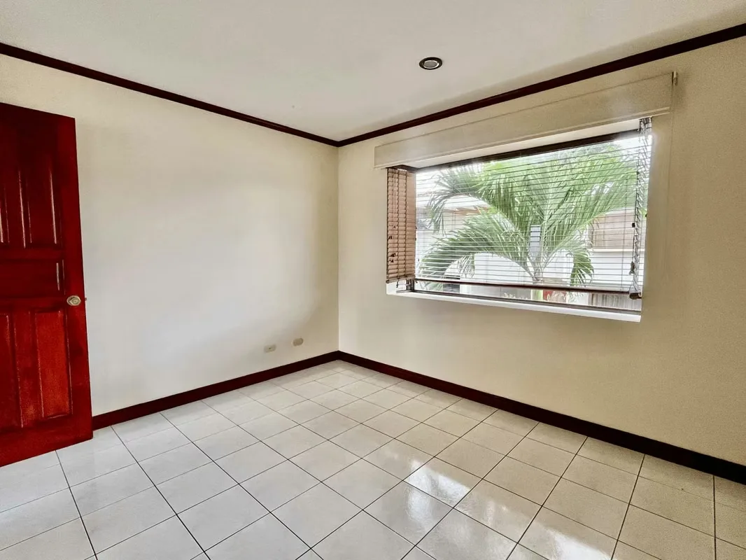 TOWN HOUSE IN CONDOMINIUM FOR RENT - URUCA - HOSPITAL DEL TRAUMA, photo 4
