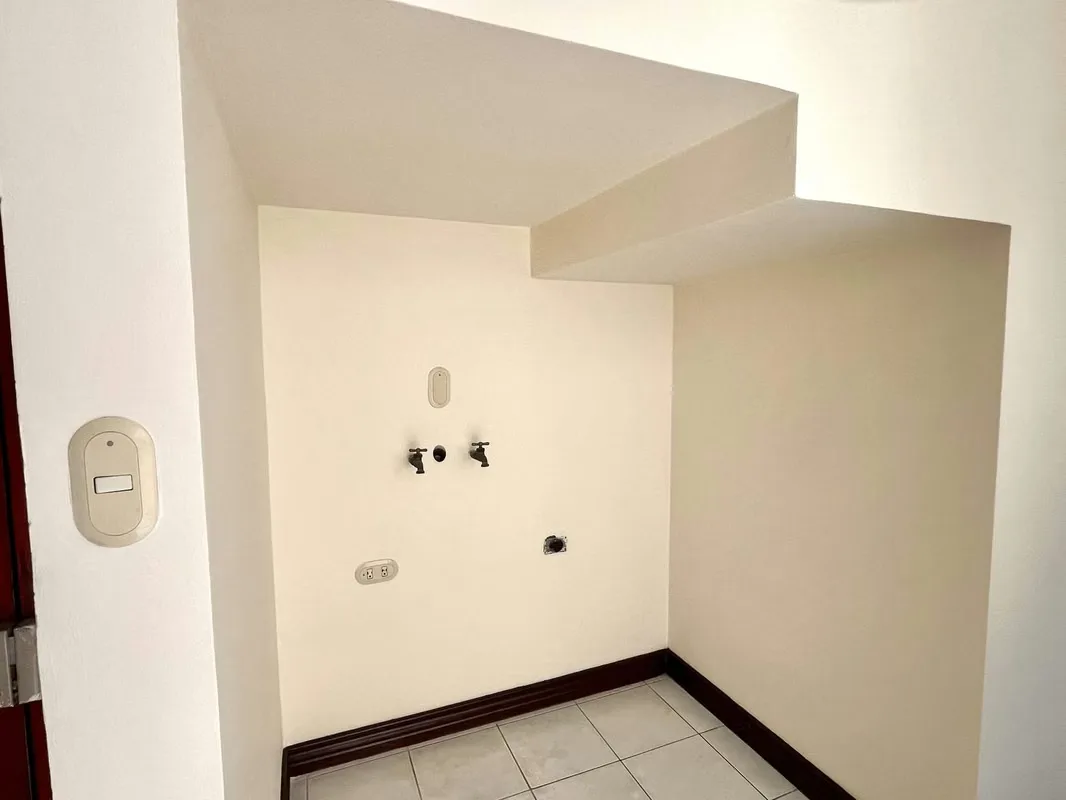 TOWN HOUSE IN CONDOMINIUM FOR RENT - URUCA - HOSPITAL DEL TRAUMA, photo 8