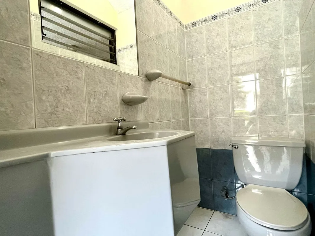 TOWN HOUSE IN CONDOMINIUM FOR RENT - URUCA - HOSPITAL DEL TRAUMA, photo 10