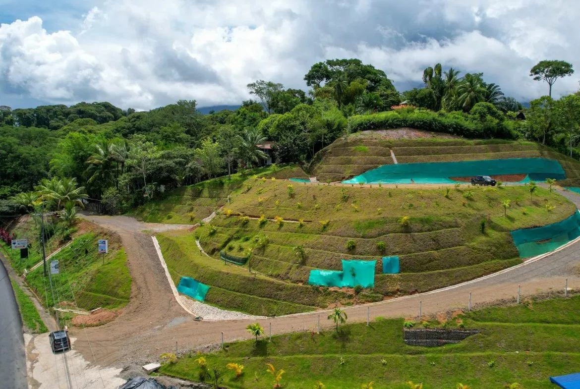 BUILDING PROPERTY AT THE ENTRANCE TO OJOCHAL – 2.03 ACRES, photo 2