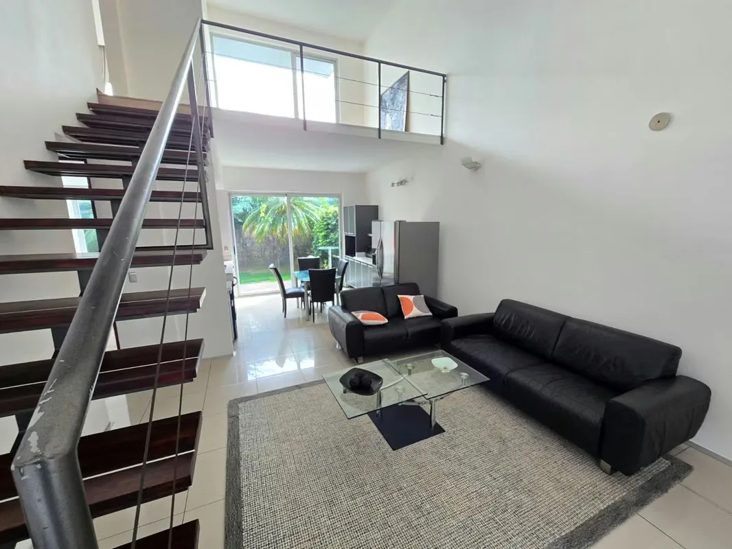 Ubicado en un condominio privado con solo 20 apartamentos, seguridad 24/7 y fabulosas áreas comunes para disfrutar.