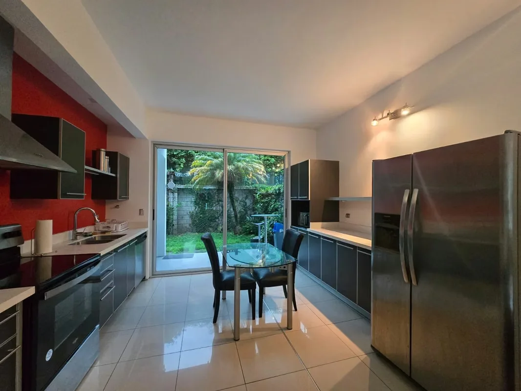 Ubicado en un condominio privado con solo 20 apartamentos, seguridad 24/7 y fabulosas áreas comunes para disfrutar., photo 9