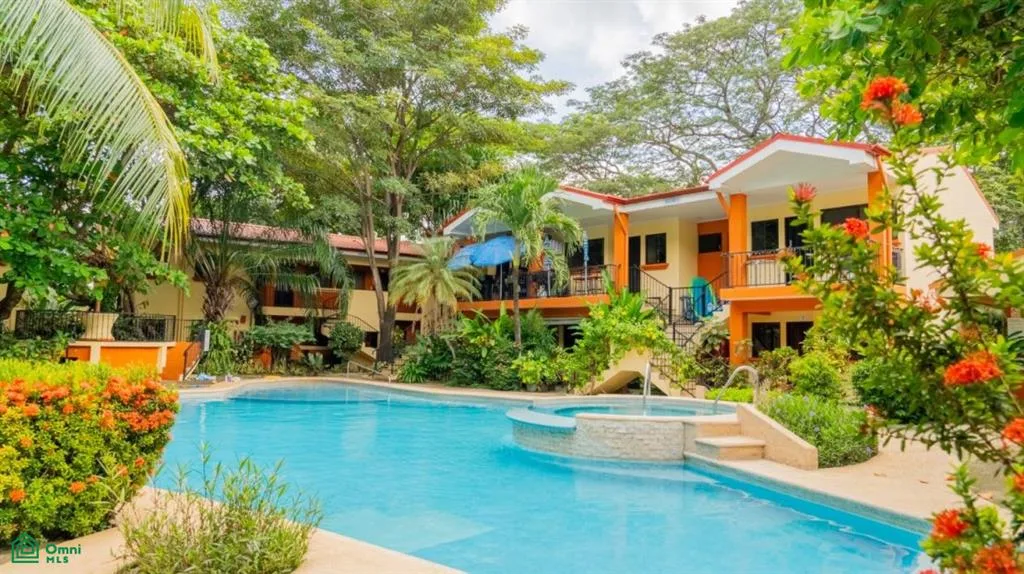 Cocomarindo 66 | Apartamento de 1 habitación elegantemente renovado en Playa del Coco
