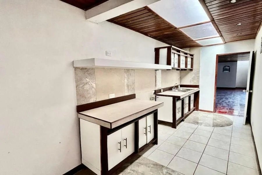 Venta de casa en Residencial La Maravilla, Sabanilla $201.900 #LL139 - Venta en San Pedro, photo 6