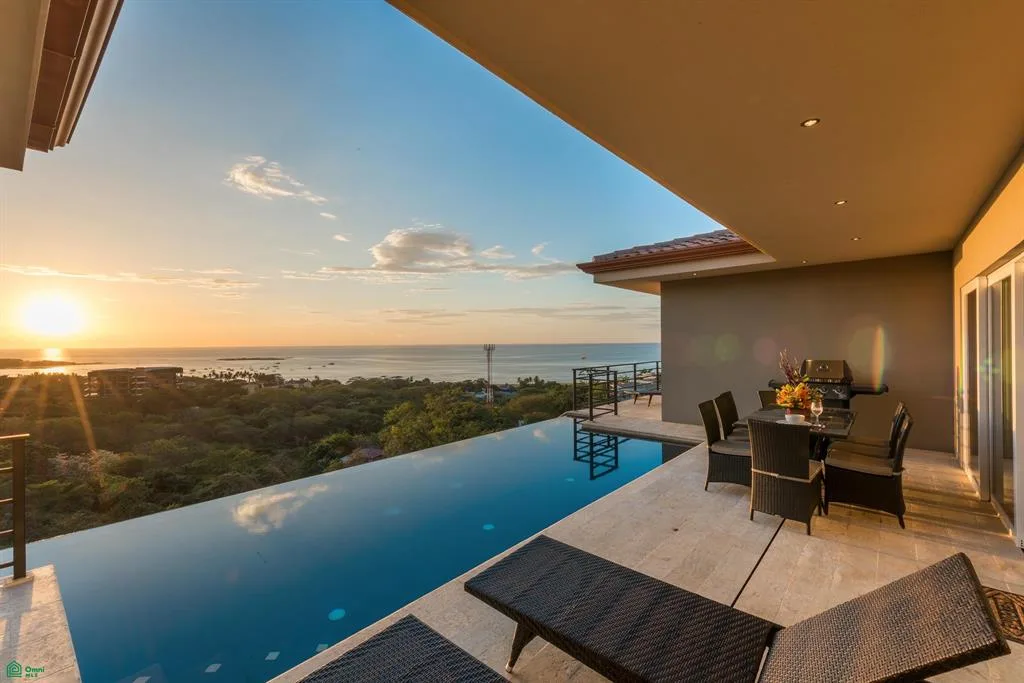 Casa De La Perla Tamarindo Guanacaste