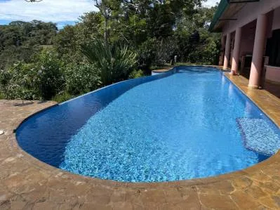 Casa de 2 habitaciones con piscina infinita de 60 pies, photo 5