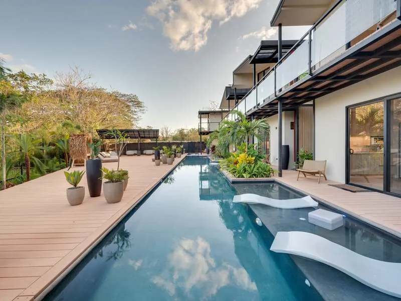 10 Bed Single Family Homes For Sale in Playa Flamingo, photo 3